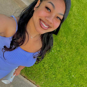 Meet your Posher, Karriyana